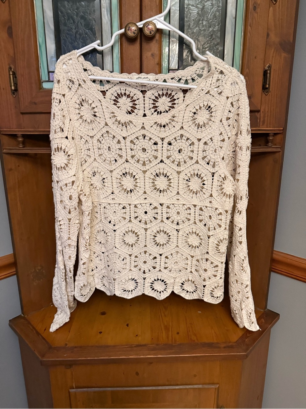 Ultra pink  Crochet Openwork Long-Sleeve sweater Top -M Cream
